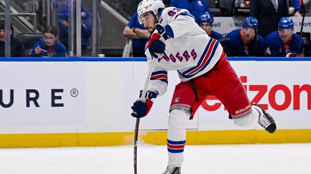 Мика Зибанежад.