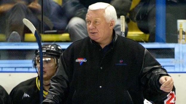 Сергей Михалев. Тренер по хоккею Сергей Михалев. 2003 год