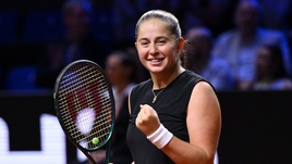 Остапенко не остановить в Штутгарте. Елена переиграла Александрову