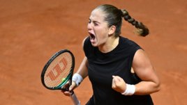 Остапенко уничтожает топов. В Штутгарте она разобралась и с Соболенко, и со Свентек