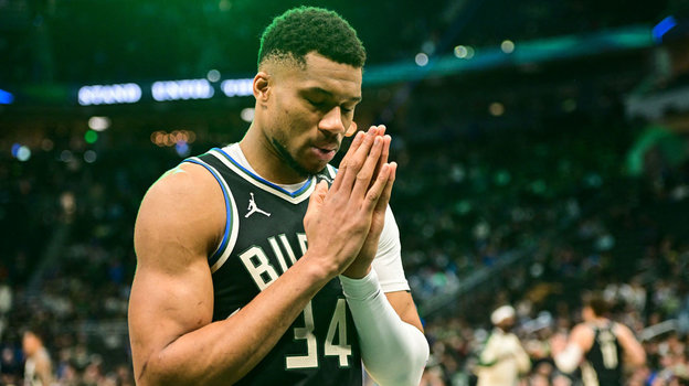 Яннис Адетокумбо. Баскетболист Яннис Адетокумбо