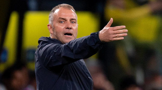 Ханси Флик («Барселона»).