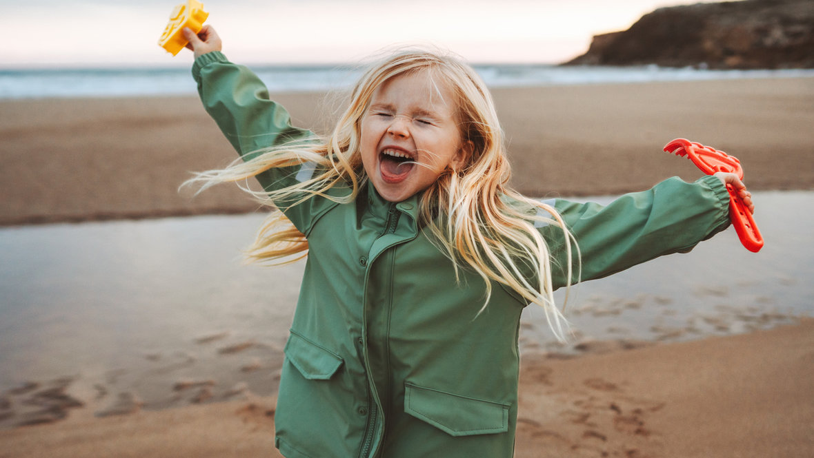 Счастливая девочка