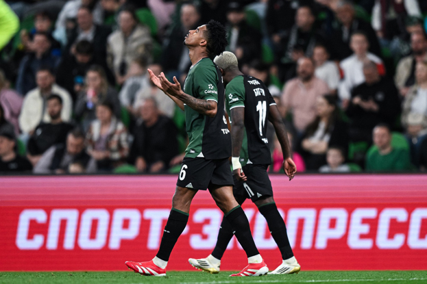 Кевин Ленини и Батчи. Футболисты «Краснодара» Кевин Ленини и Батчи