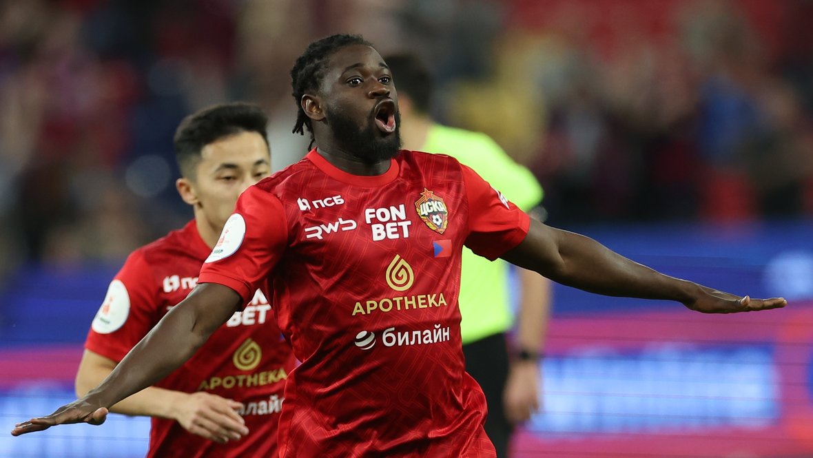 Аббосбек Файзуллаев и Секу Койта.