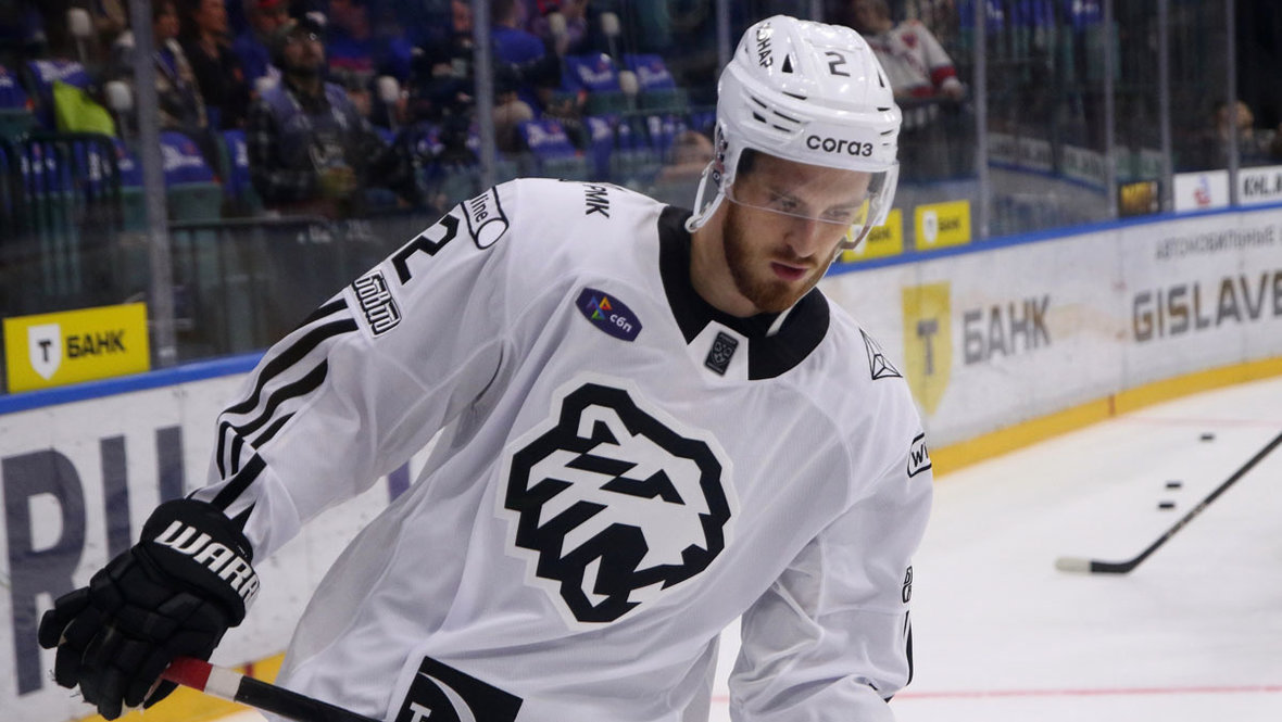 Григорий Дронов. Хоккеист «Трактора» Григорий Дронов