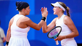 Теннисистки Диана Шнайдер и Мирра Андреева