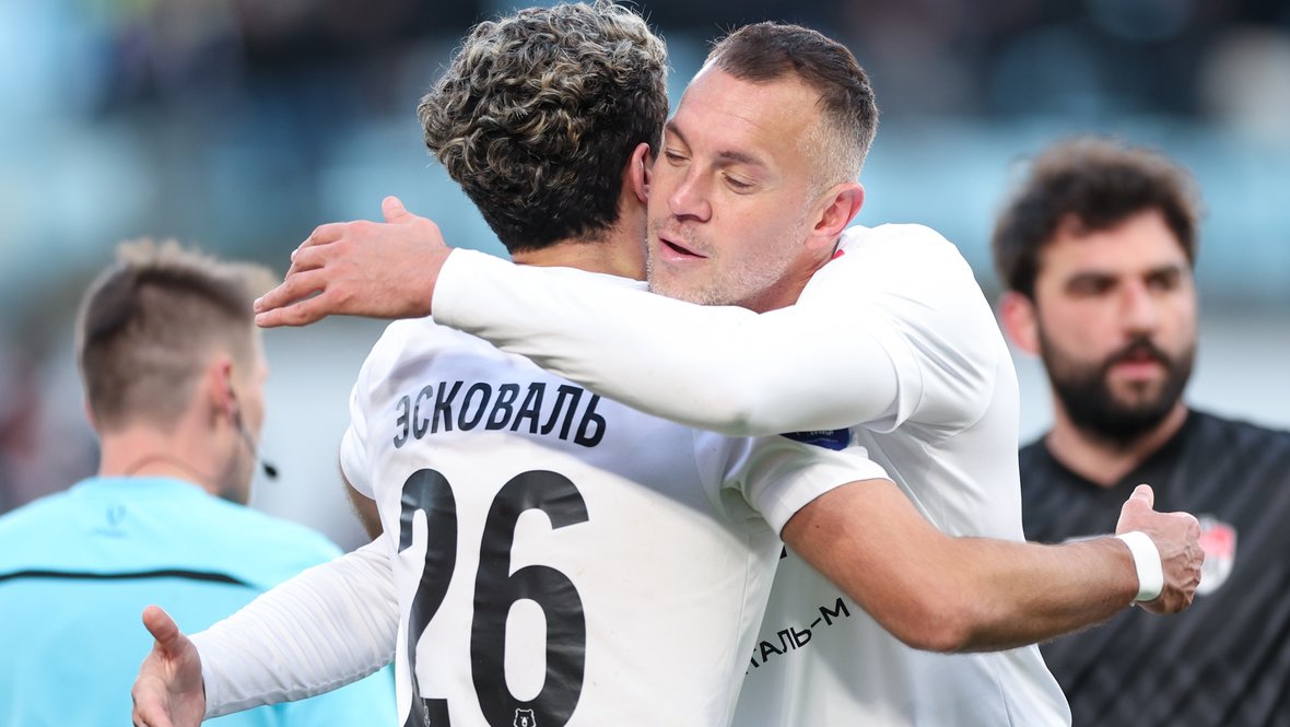 Родриго Эшковал и Артем Дзюба.