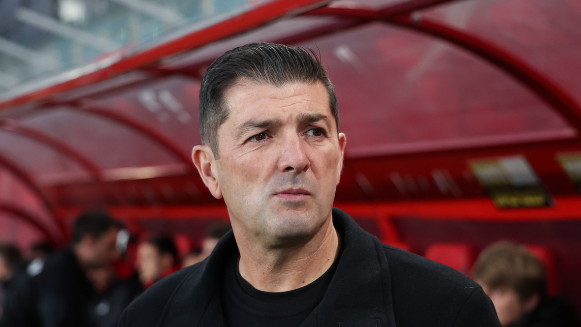 Франк Артига.