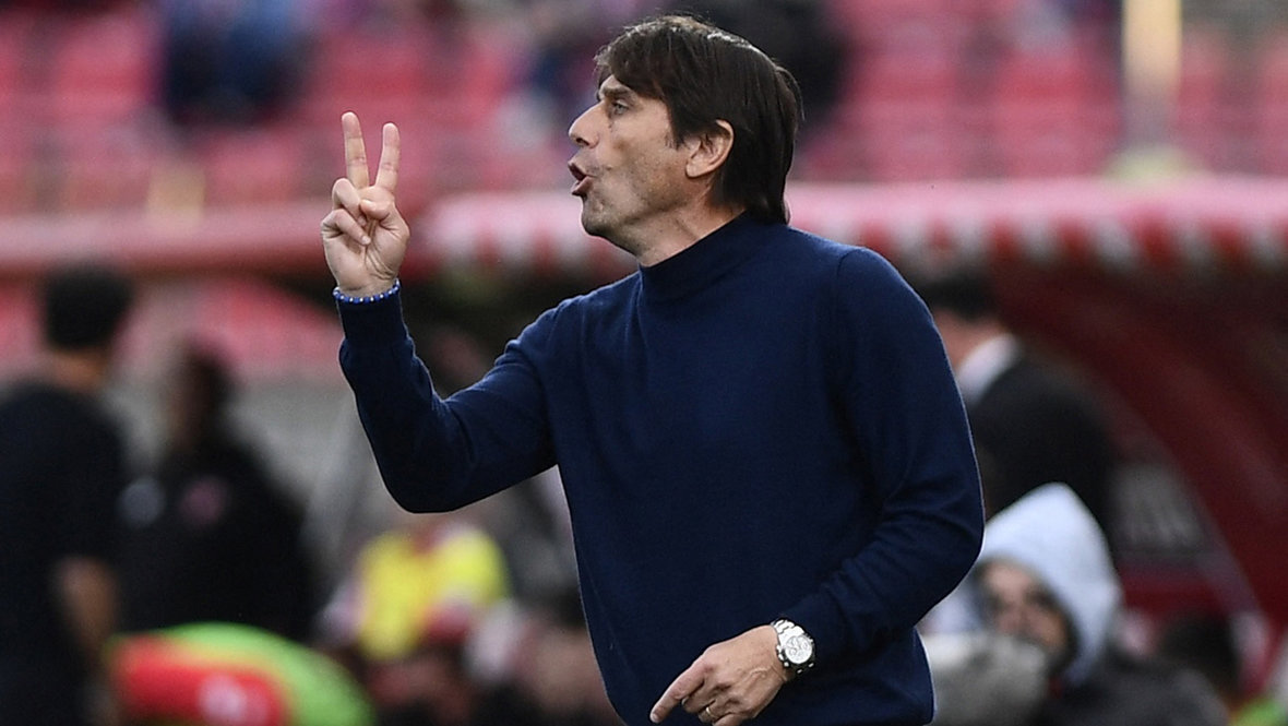 Антонио Конте. Главный тренер «Наполи» Антонио Конте