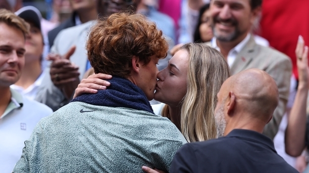 Янник Синнер и Анна Калинская.