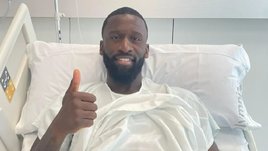 Рюдигер не стал ждать дисквалификации после класико: сделал операцию на колене, хочет вернуться к клубному ЧМ