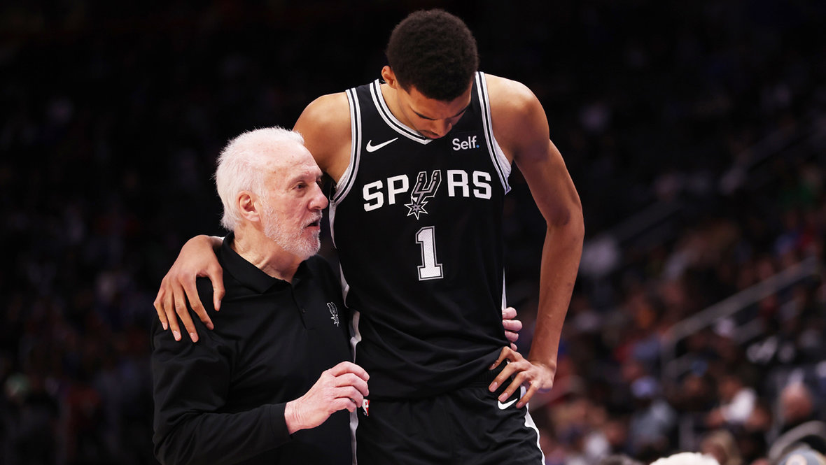 Грегг Попович и Виктор Вембаньяма. Легендарный тренер «Сан-Антонио» Грегг Попович и баскетболист Виктор Вембаньяма