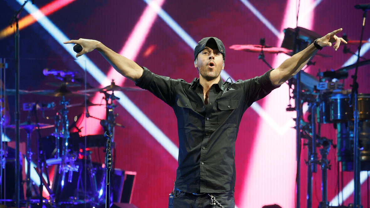 Энрике Иглесиас