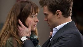 Кадр из фильма «Пятьдесят оттенков серого», реж. Сэм Тейлор-Джонсон, Focus Features