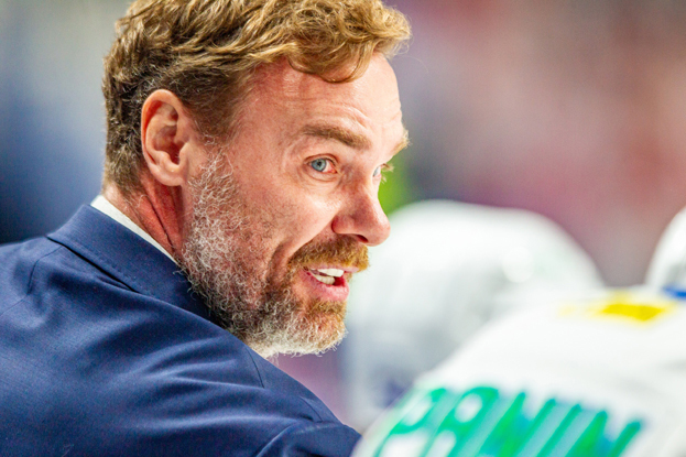 Виктор Козлов. Главный тренер «Салавата Юлаева» Виктор Козлов