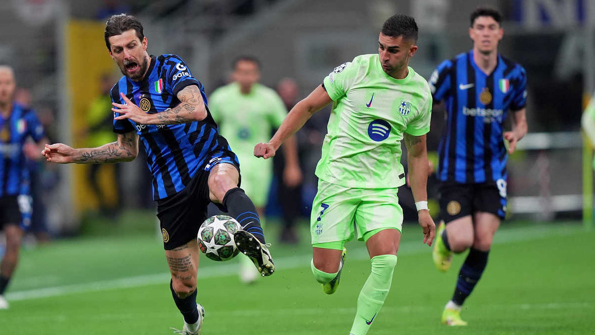 Франческо Ачерби и Ферран Торрес.