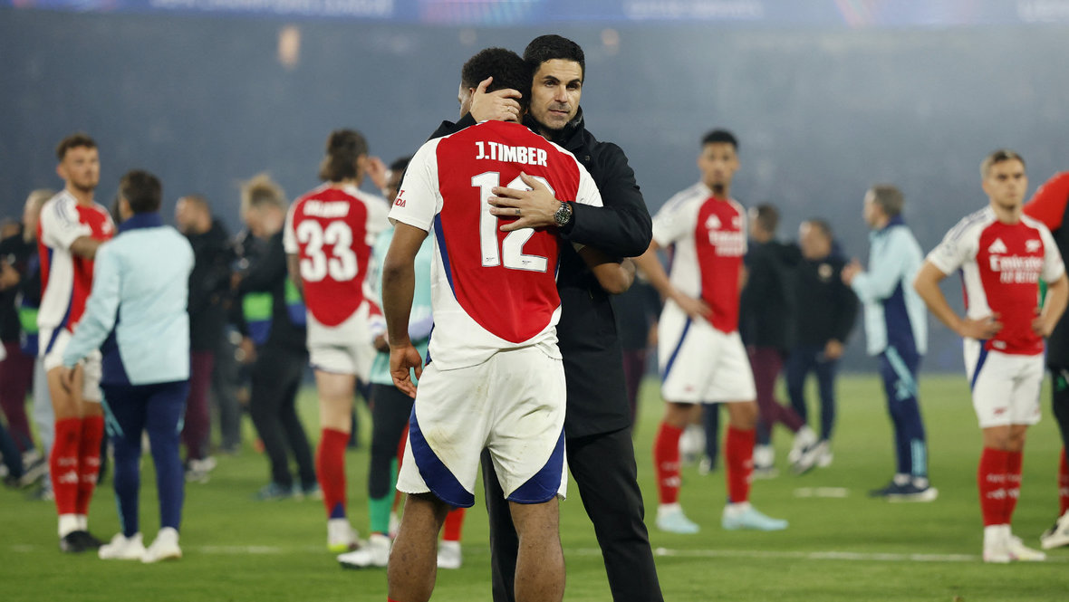 Юрриен Тимбер и Микель Артета.