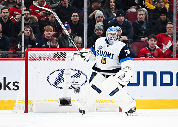 Юусе Сарос.