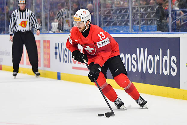 Нико Хишир.