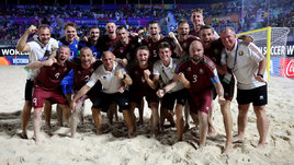 Игроки сборной Белоруссии по пляжному футболу