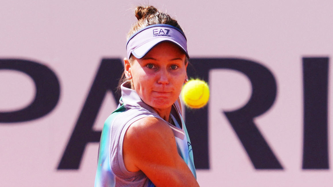 Теннисистка Вероника Кудерметова