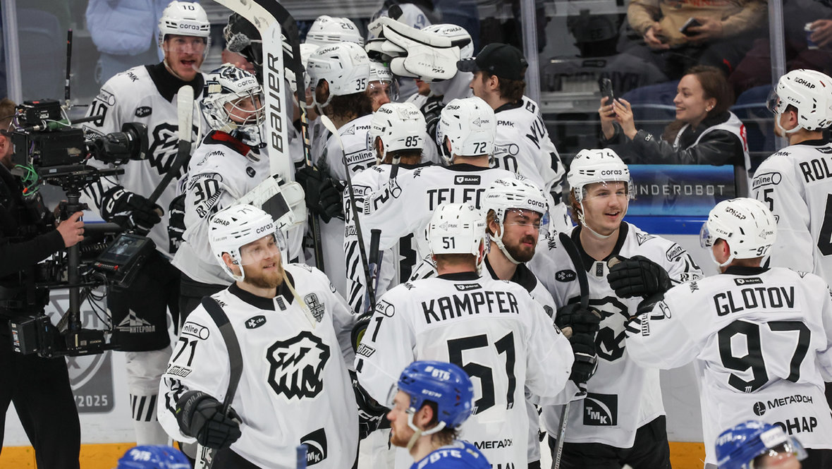 Хоккеисты «Трактора»