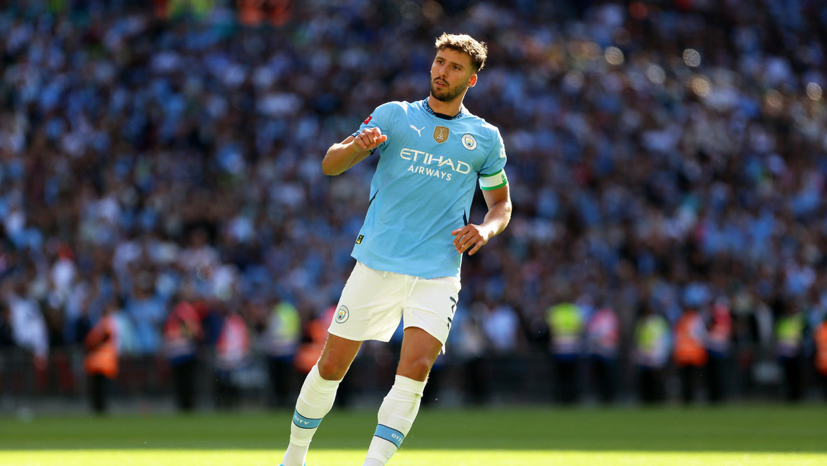 Рубен Диаш («Манчестер Сити»).