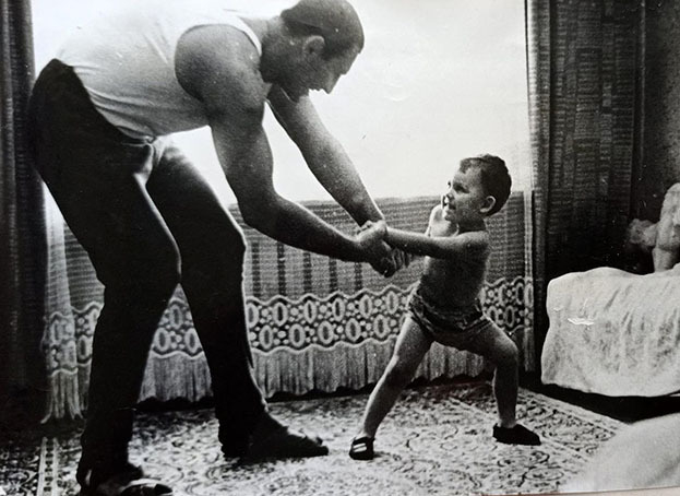 Александр и Владимир Иваницкие.