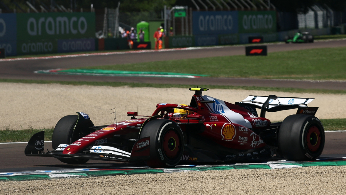 Болид Льюиса Хэмилтона.