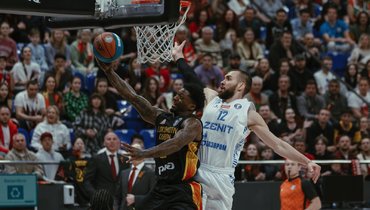 «Локомотив-Кубань» обыграл «Зенит» в шестом матче полуфинальной серии Единой лиги ВТБ.