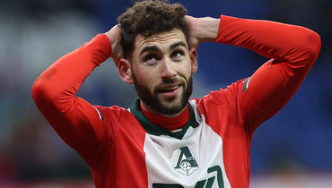 В «Локомотиве» заявили, что не обсуждали вопрос отстранения Тикнизяна от тренировок