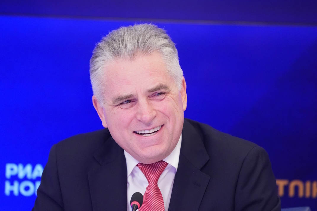 Александр Ткачев.