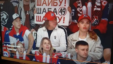 Баринов посетил матч «Локомотива» и «Трактора» в финале Кубка Гагарина