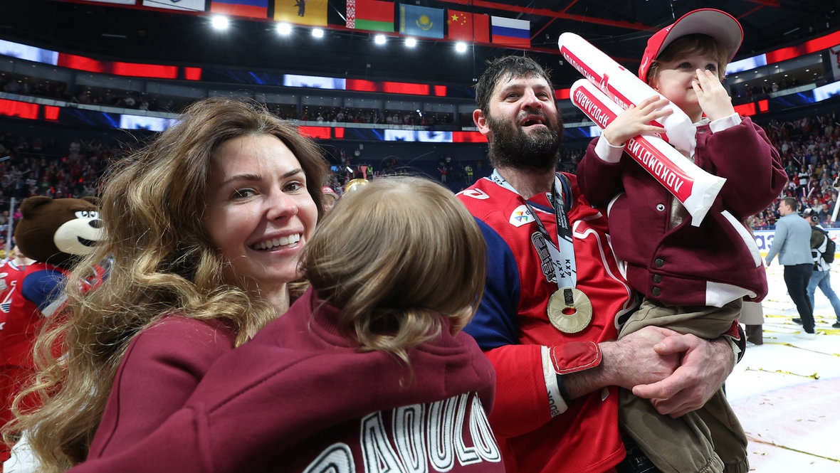 Счастье Ярославля: золотой гол Шалунова, семья Радулова, Кубок у «Локомотива»