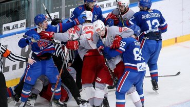 Массовое побоище в финале МХЛ! СКА вернулся с 0-3 в серии со «Спартаком», а драки затмили хоккей