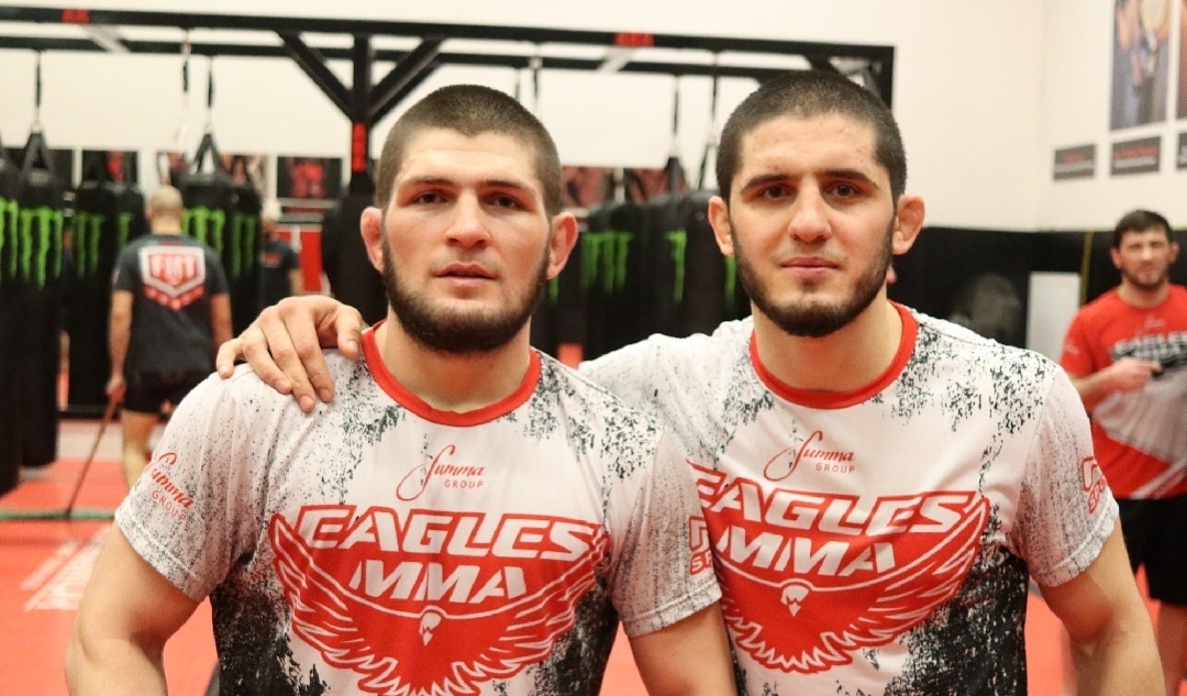 Хабиб Нурмагомедов и Ислам Махачев.