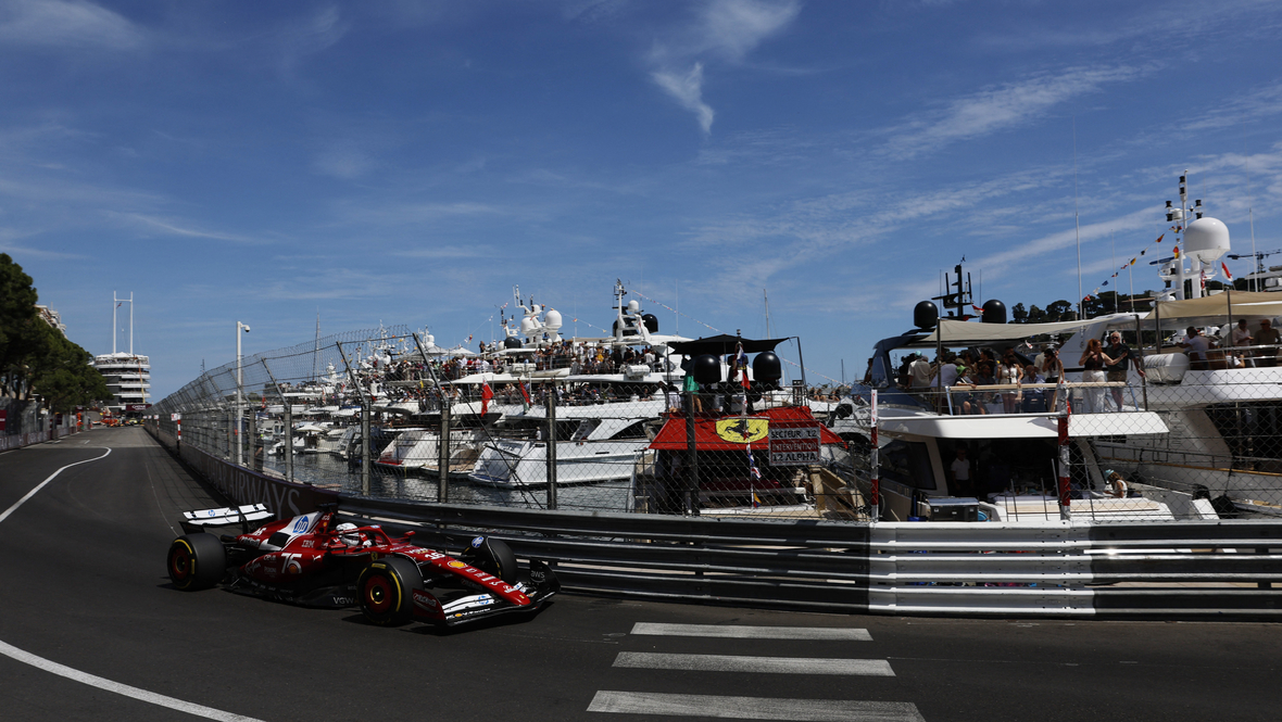 Болид Шарля Леклера.