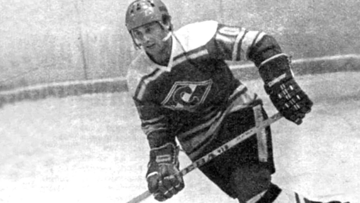 Аркадий Рудаков. Хоккеист Аркадий Рудаков