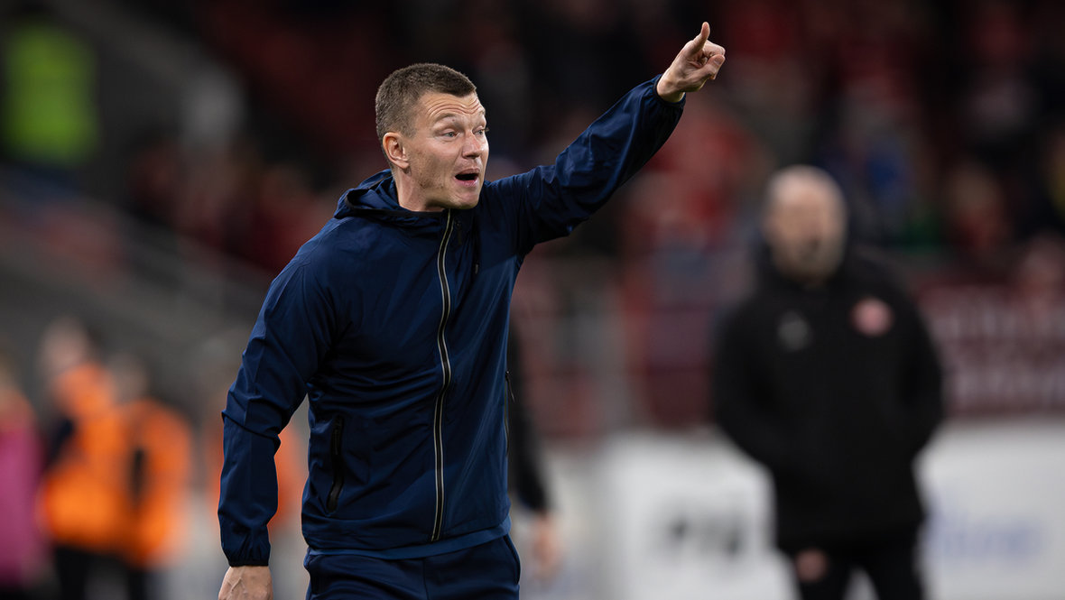 Олег Шатов («Урал»).