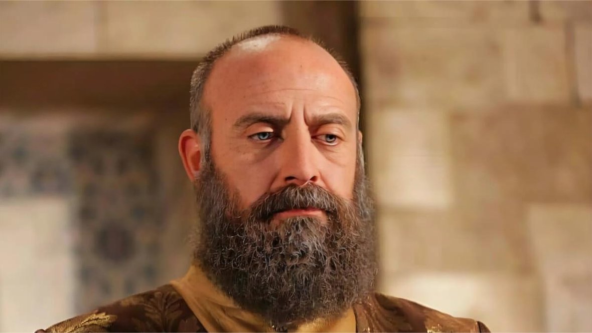 Кадр из сериала «Великолепный век», реж. Дурул Тайлан, Ямур Тайлан, Ягыз Алп Акайдын, Мерт Байкал / Tim's Productions