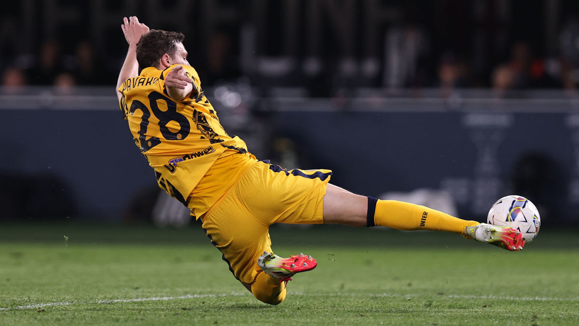 Бенжамен Павар. Футболист «Интера» Бенжамен Павар