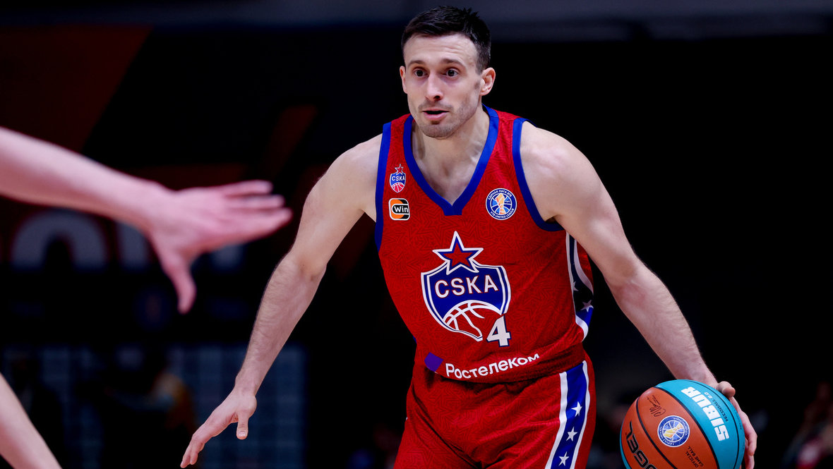 Алекса Аврамович.