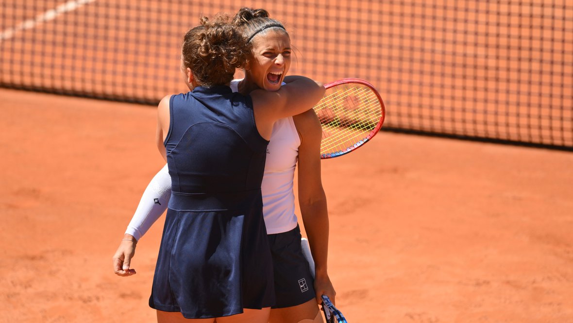 Сара Эррани и Ясмин Паолини.