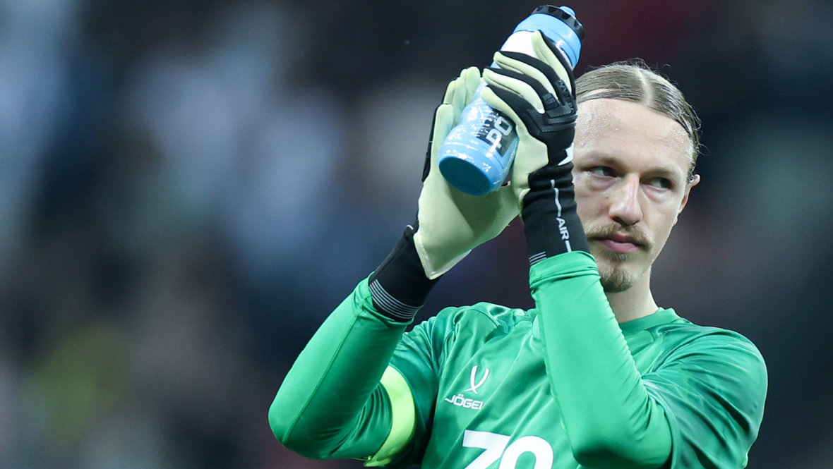 Матвей Сафонов.