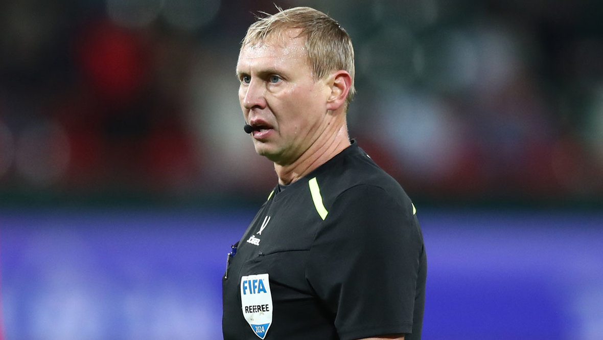 Футбольный судья Сергей Иванов