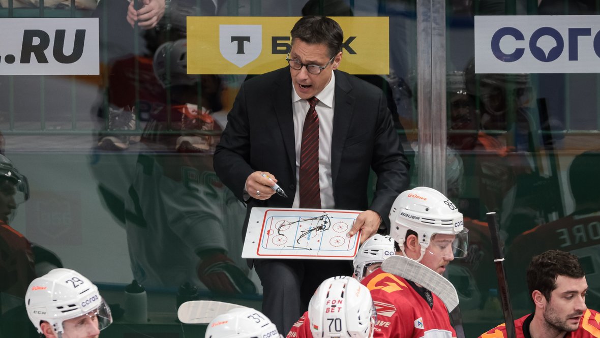 Главный тренер «Авангарда» Ги Буше.