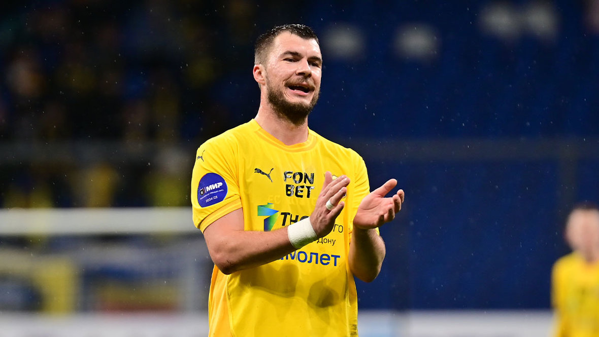 Николай Комличенко.