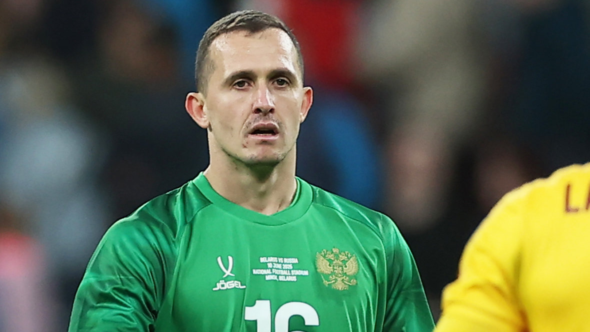 Вратарь «Динамо» Андрей Лунев