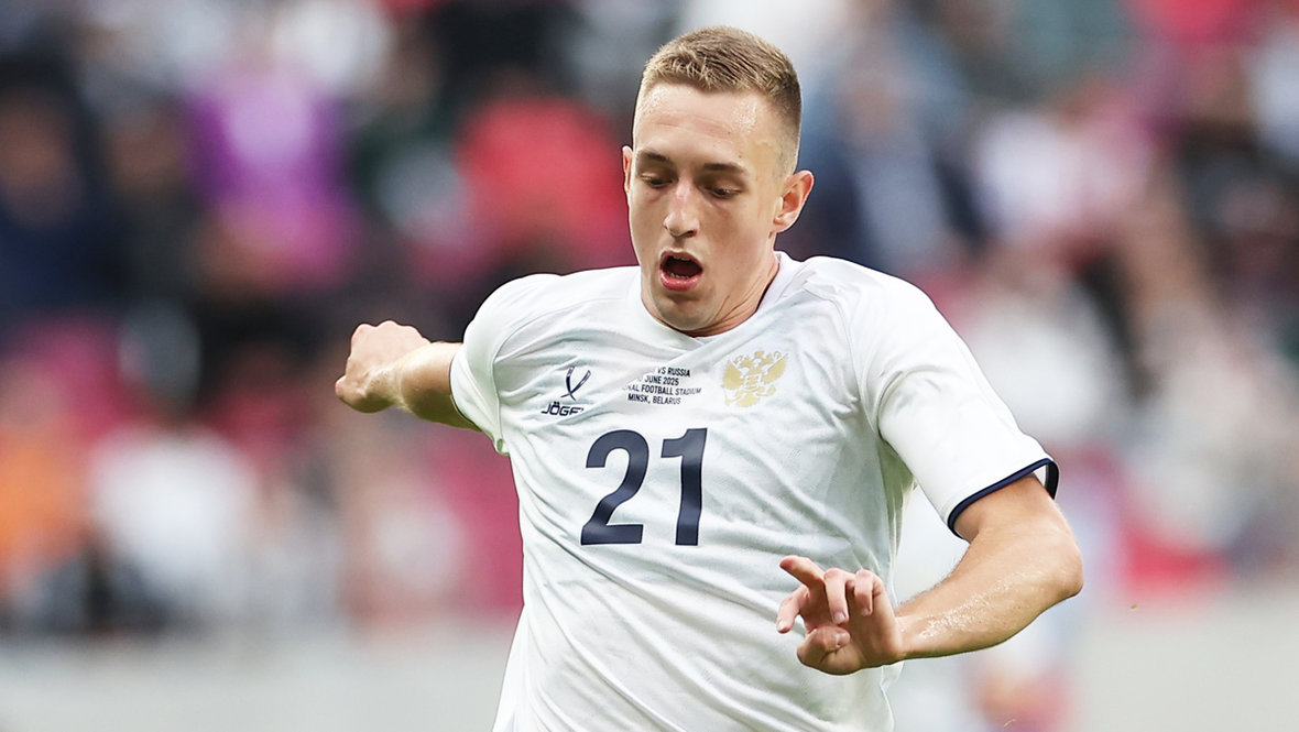 Футболист сборной России Ярослав Гладышев